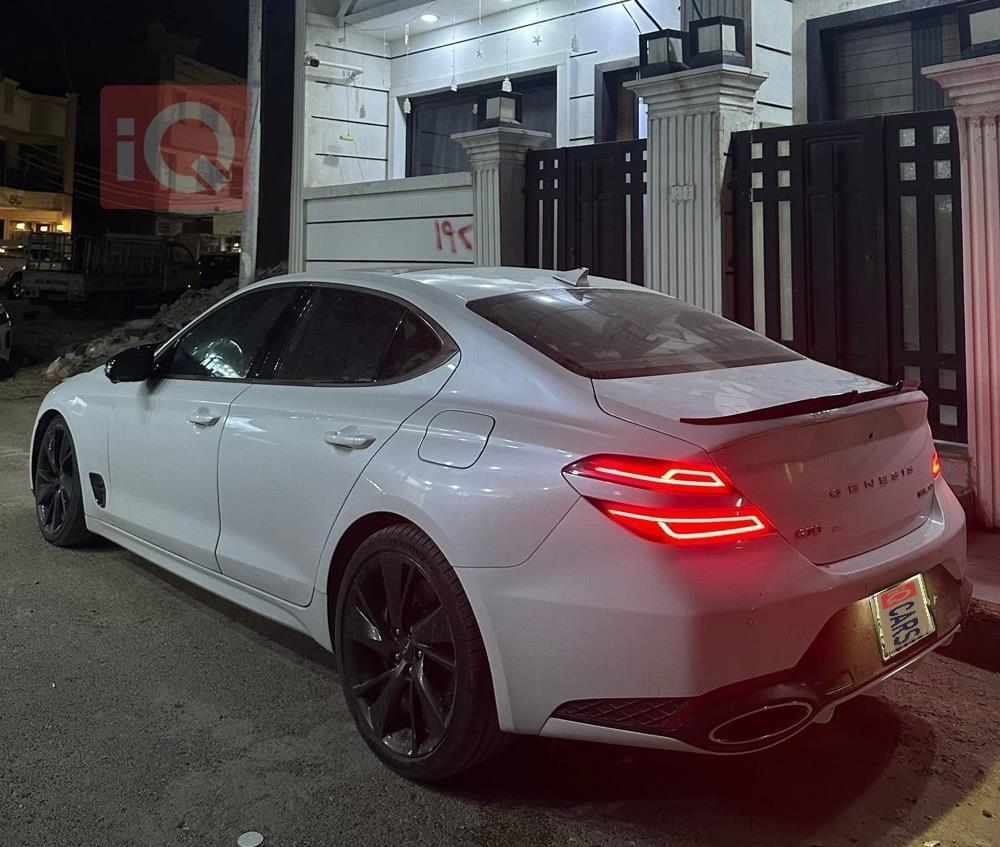 جنسس G70